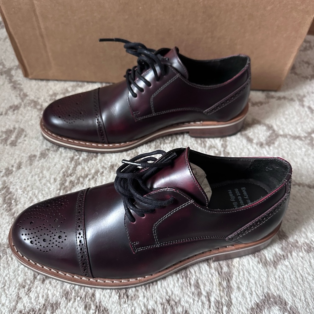 Elegant Burgundy Men's Oxford Shoes